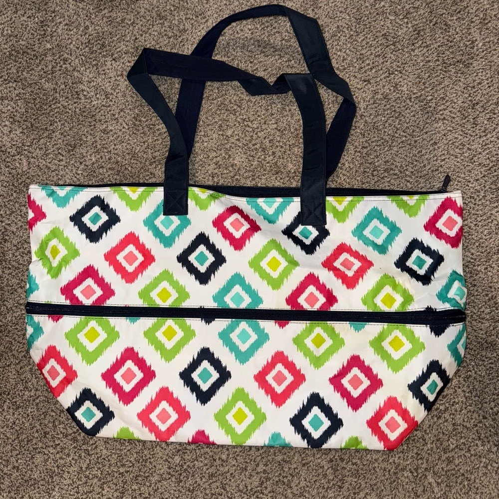 Expand-A-Tote